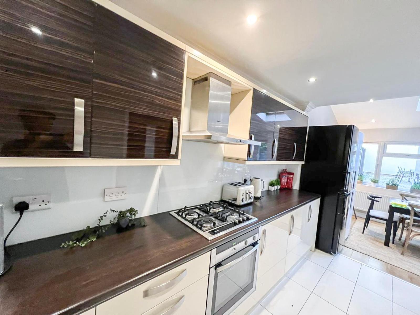 Apartamento Lovely 4 Bedroom Flat With Ample Garden In Brondesbury, Kilburn Londres